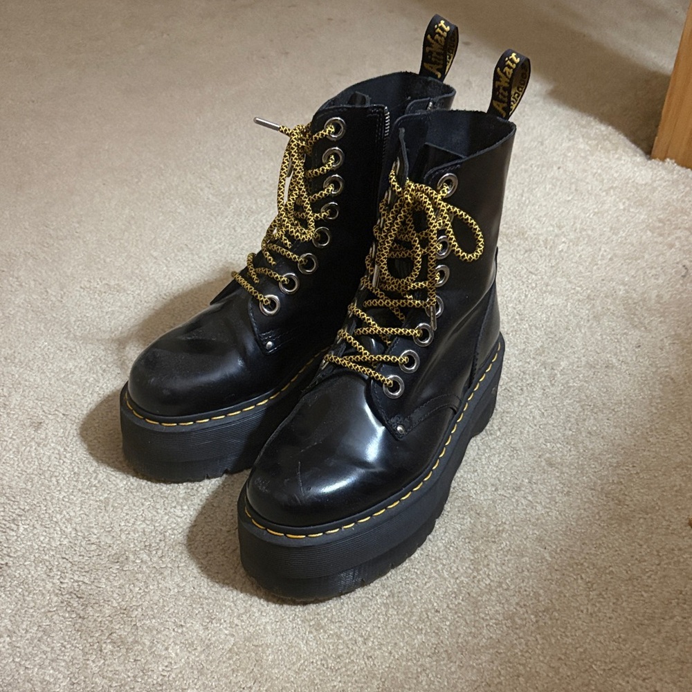 Doc Marten Jadon Max